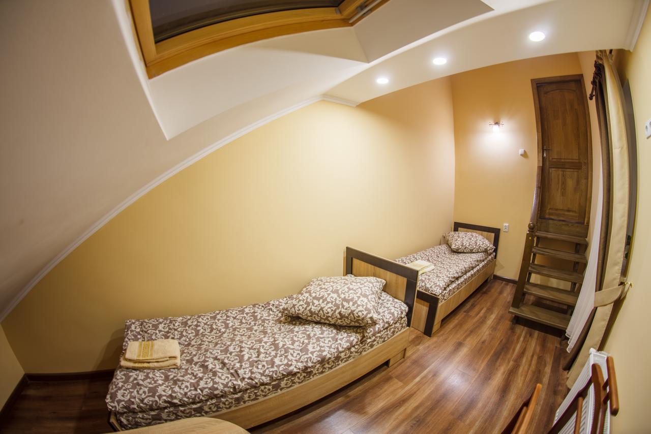 Panorama Apart-Hotel Kamianets-Podilskyi Exterior foto