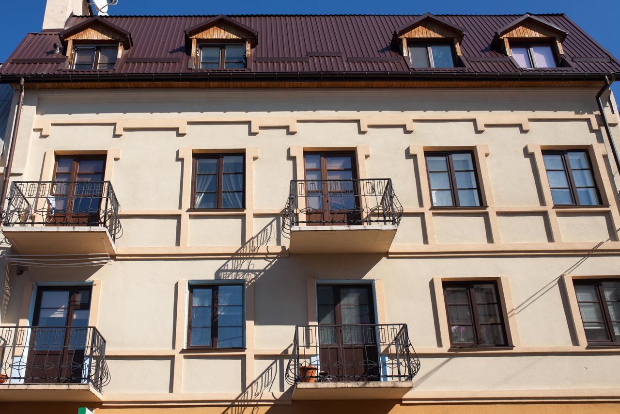 Panorama Apart-Hotel Kamianets-Podilskyi Exterior foto
